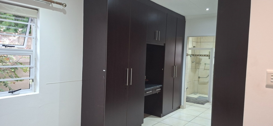 3 Bedroom Property for Sale in Abbotsford Eastern Cape